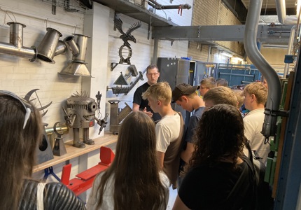 Sammen med Gregers Krabbe Friskole nytænker vi billedkunst!