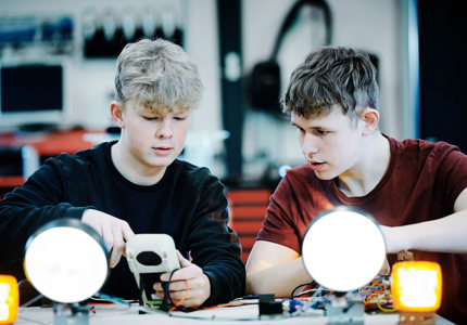 Oplev din fremtid: Erhvervsuddannelsernes dag på HEG